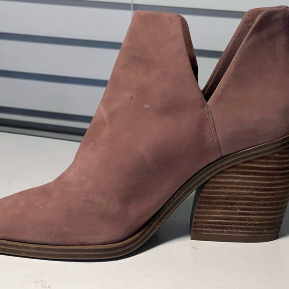 Vince Camuto Gigietta ankle bootie Size 8.5 - Picture 7 of 16